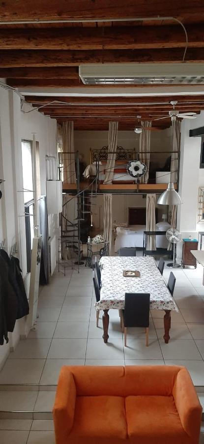 Un Loft Solo Per I Tuoi Occhi Apartment Bergamo Luaran gambar